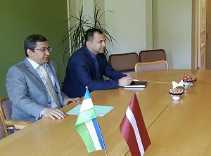 Meeting in the Embassy of Uzbekistan in Latvia with members of the board of directors the Diplomatic Economic Club