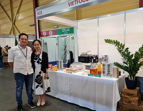 Vietfood Ms Chi Bui and Mr.Duong Vu